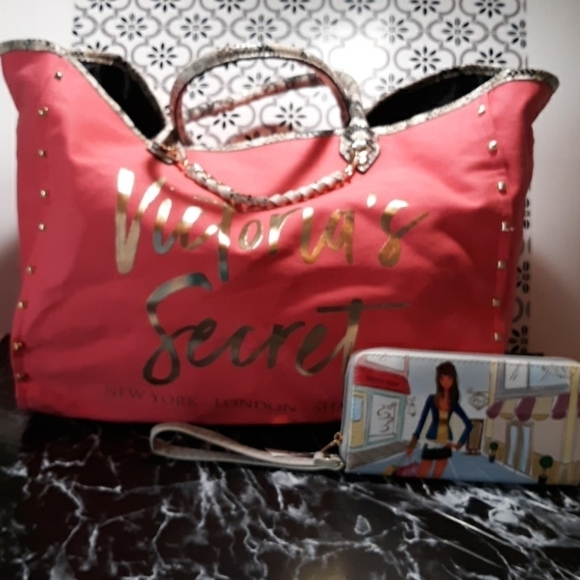 Victoria's Secret Handbags - Victoria's Secret tote and girl in Pink wallet